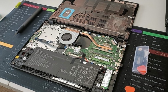 Expert Laptop Repairs and Screen Replacement Services